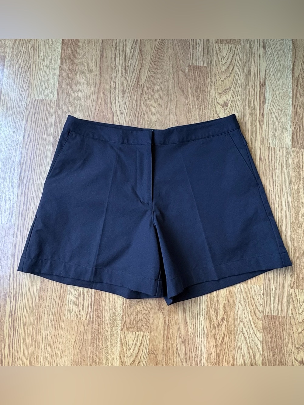 Adidas Women's Black Golf Performance Tailored Shorts Pockets Stretch 5” Sz 8